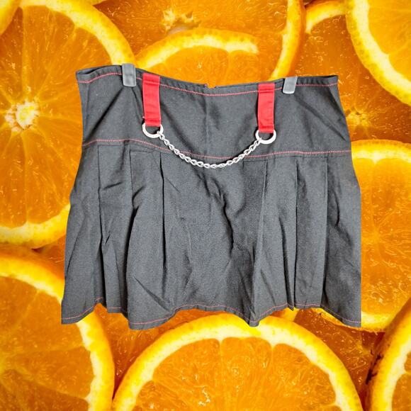 Royal Bones Women's Daang Tripp Curve Midnight Pleated Chain Mini Skirt Size XL - Picture 2 of 5